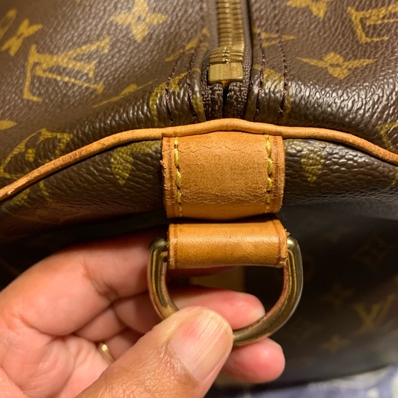 Authentic LV Keepall 55 bando w/o strap - Picture 14 of 15